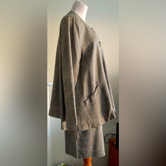 Vintage Houndstooth Suit.     Flora Kung - Picture 2 of 5